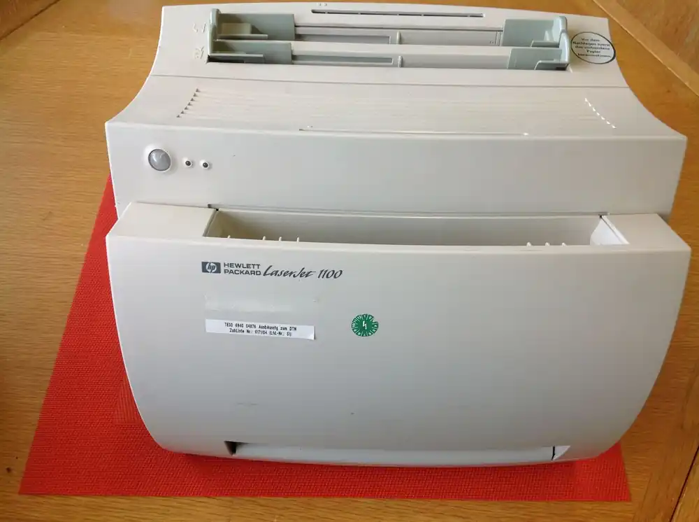 Hewlett Packard Laserjet 1100 Solange Der Vorrat Reicht