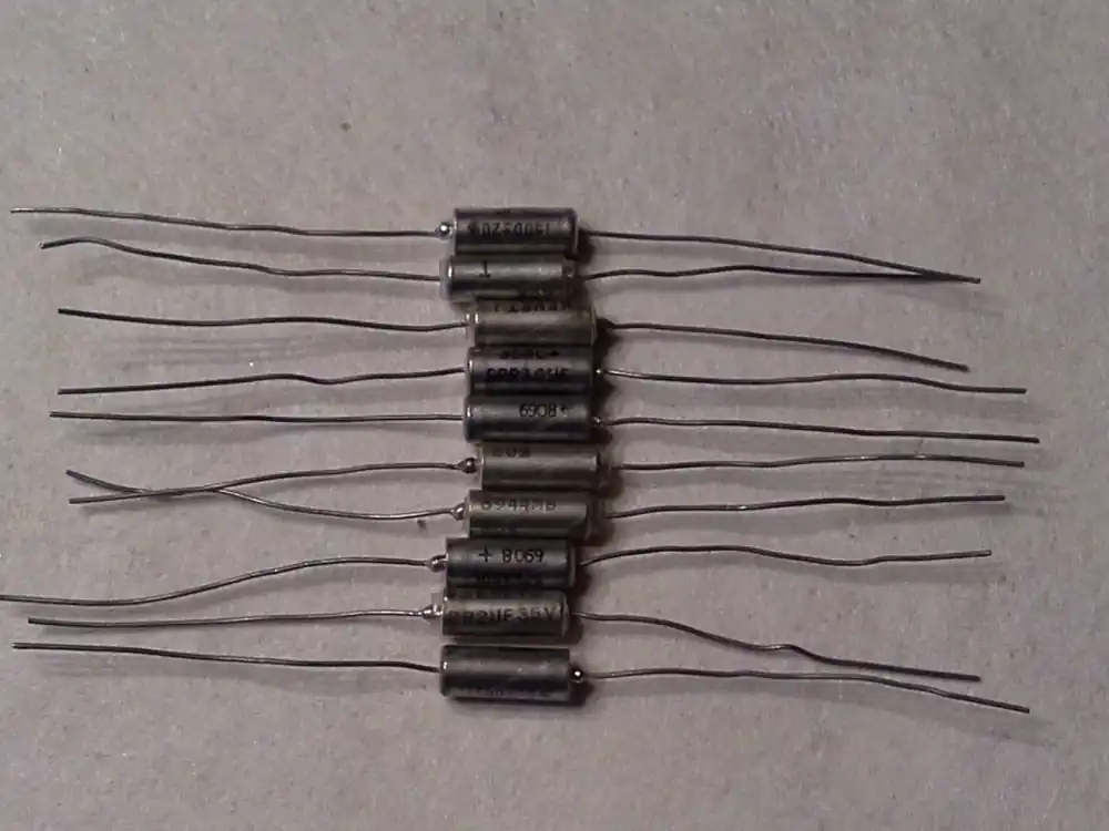 Markenprodukt Sprague Kondensator 2,2µ - 35DC - ±20%