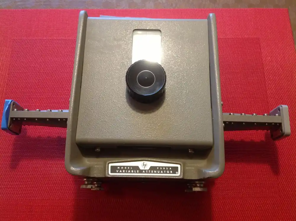 Angebot Hewlett Packard Variable Attenuator - Variabler Dämpfer Dämpfungsteil, Abschwächer, Ersatzlast, Model P382A