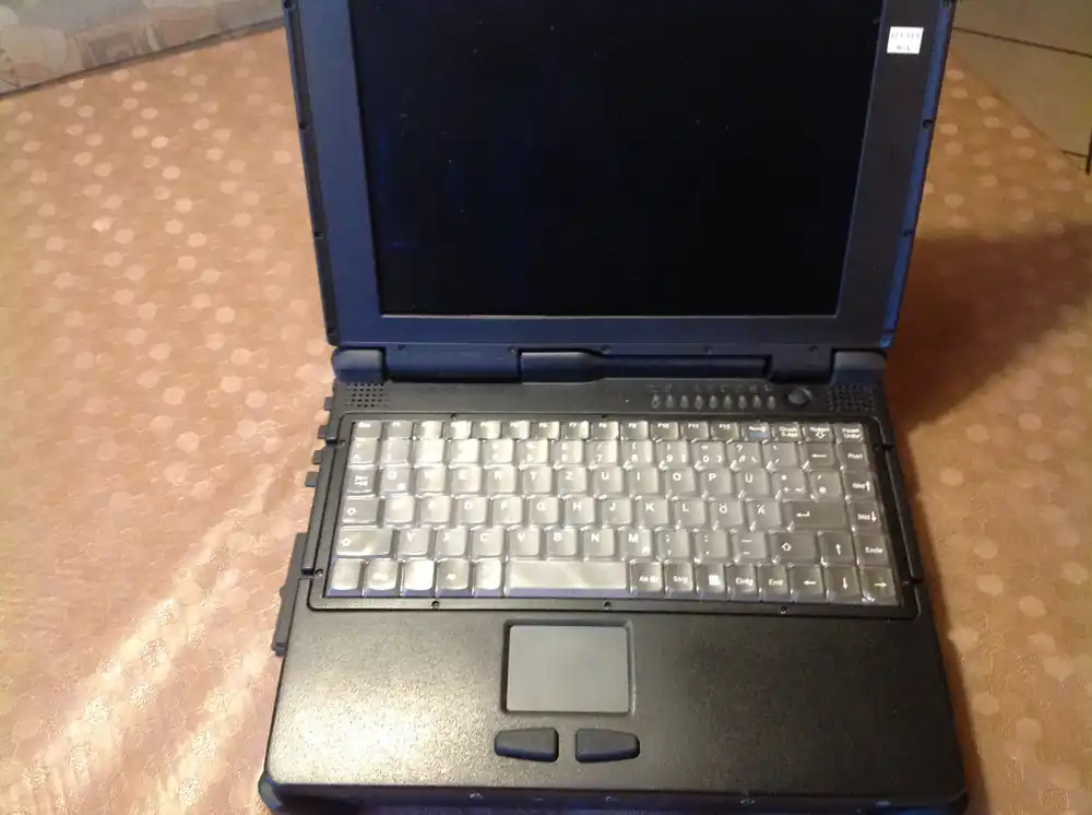 Rocky Roda II Laptop Sofort Bestellen