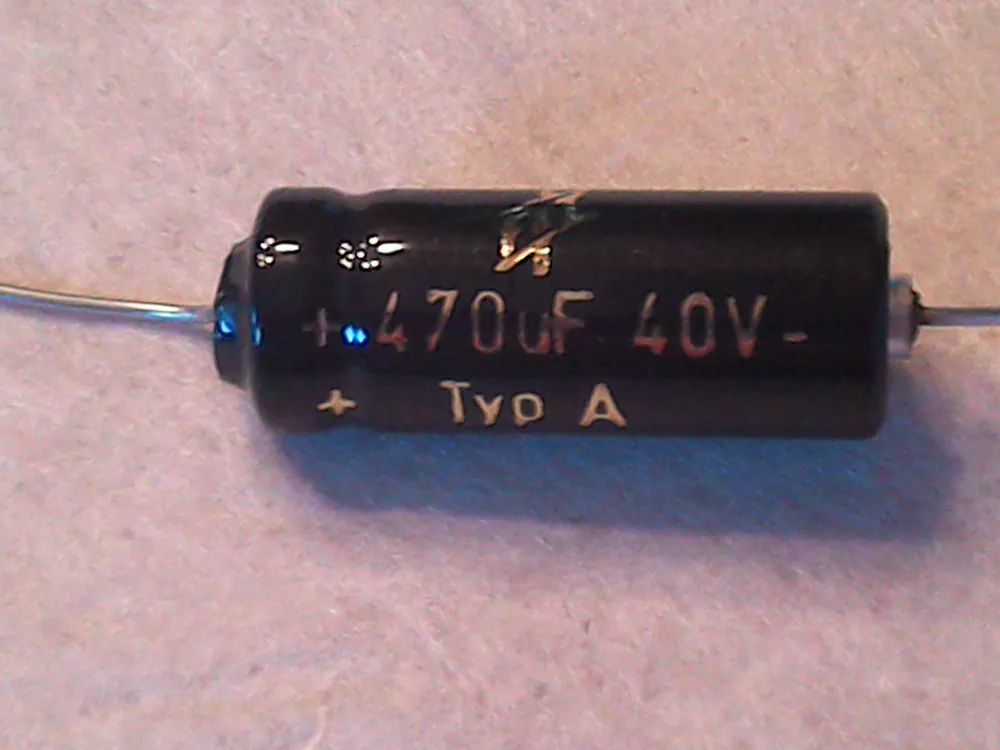 Wochenendangebot Kondensator 470µ - 40V - T+50/-10
