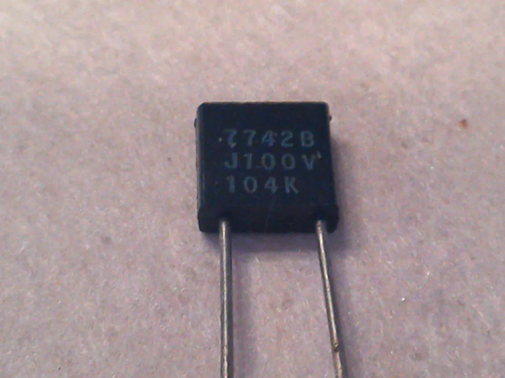 Keramik-Kondensator 0,1µ - 100V - T10 Highlight