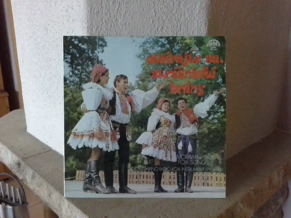 Jetzt Bestellen Otvirajte s.a. Folk Songs