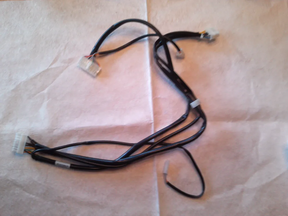Computerkabel 2G-KY28A-01 REV.A03 mit 2 x 12-Pol.Anschluß Sale
