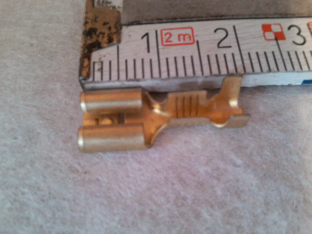 100 x Grote & Hartmann Stecker - Anschlußklemme - weiblich Preisreduziert