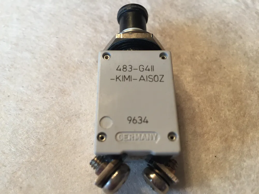 E-T-A-Schutzschalter 483-G411-K1M1-A1S0Z-20A Heißes Angebot
