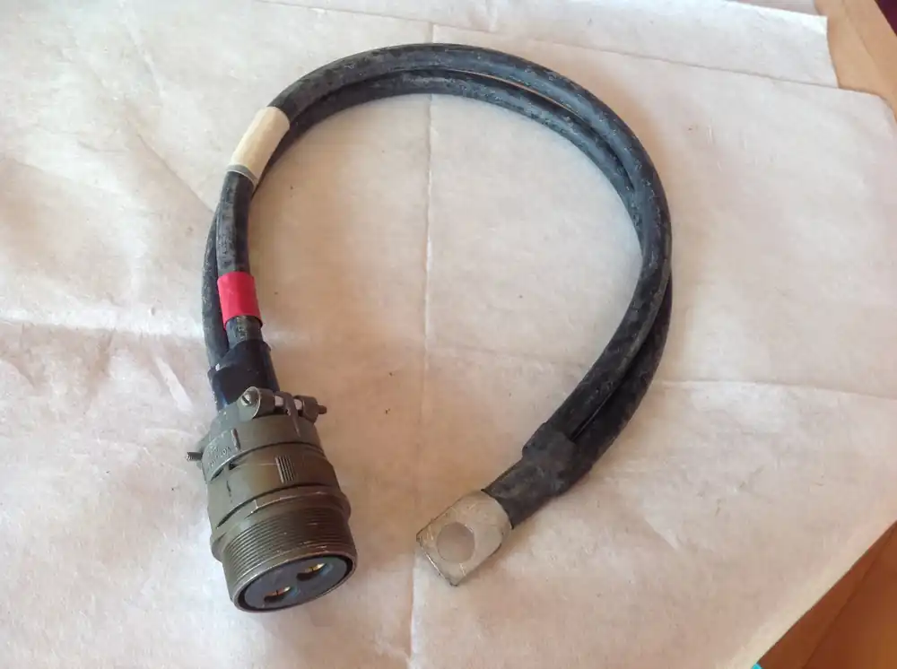 Neu Im Sortiment Stromversorgungskabel mit 1 x Nato-Stecker 2-Pol.(W) und 1 x Ringöse M17 - Länge 0,70m