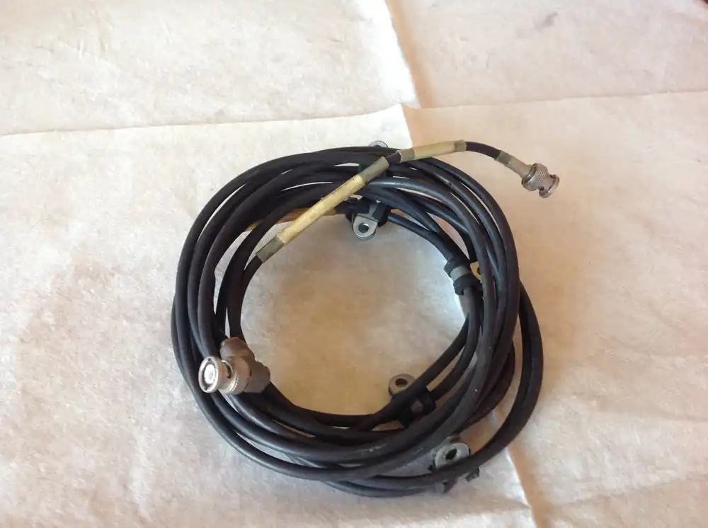 Hochfrequenzkabel M17/28-RG58 mit 1 x BNC-Winkelstecker und 1 x BNC-Stecker gerade - Länge 3,50m Sonderaktion