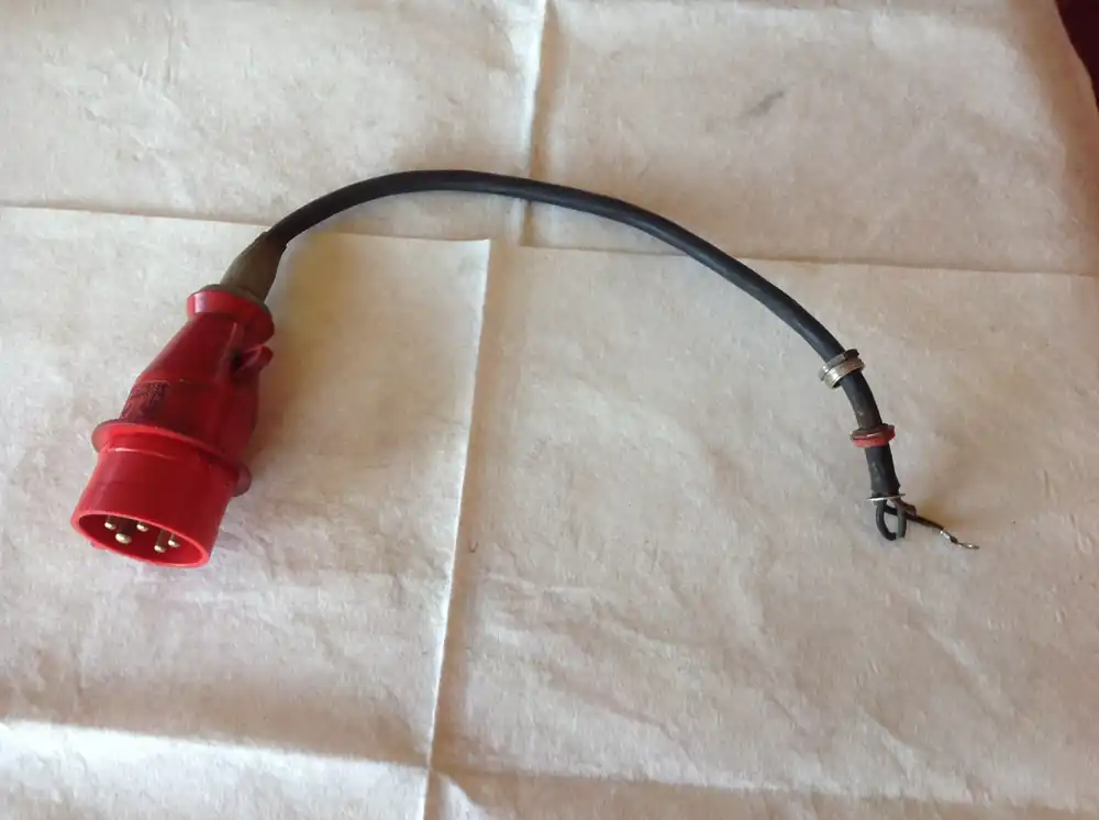 Kracherpreis Starkstromkabel mit 1 x CEE 16A-380V-Stecker - Länge 0,40m