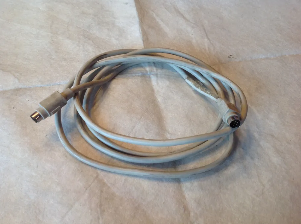 Computerkabel mit 2 x PS/2 Stecker 8-Pol.(M) - Länge 2m Günstig