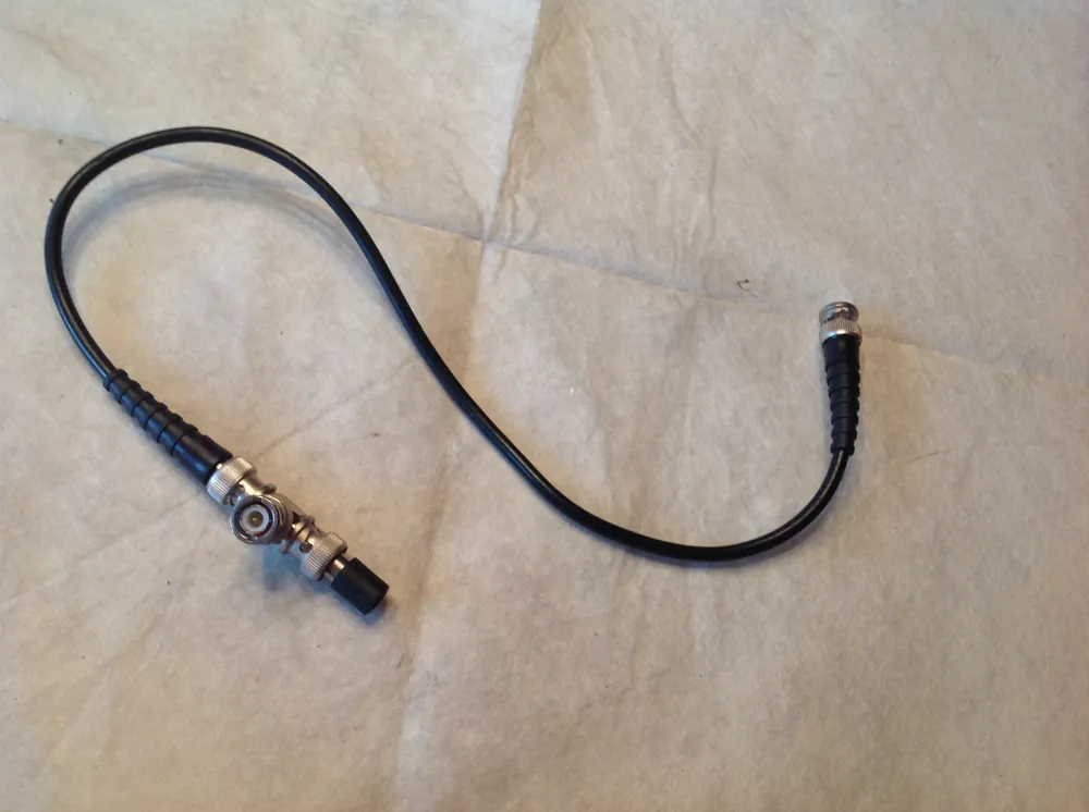 Hochfrequenzkabel mit 1 x BNC Stecker und 1 x BNC - T Verteiler Rabatt