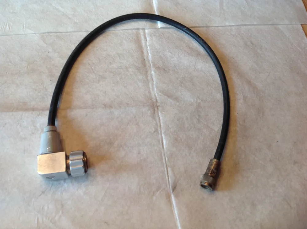 Hochfrequenzkabel mit 1 x N-Stecker und 1 x Rohde & Schwarz FNB 3006/50 Dezifix-B Stecker 7/8" Flexwell Jetzt Kaufen