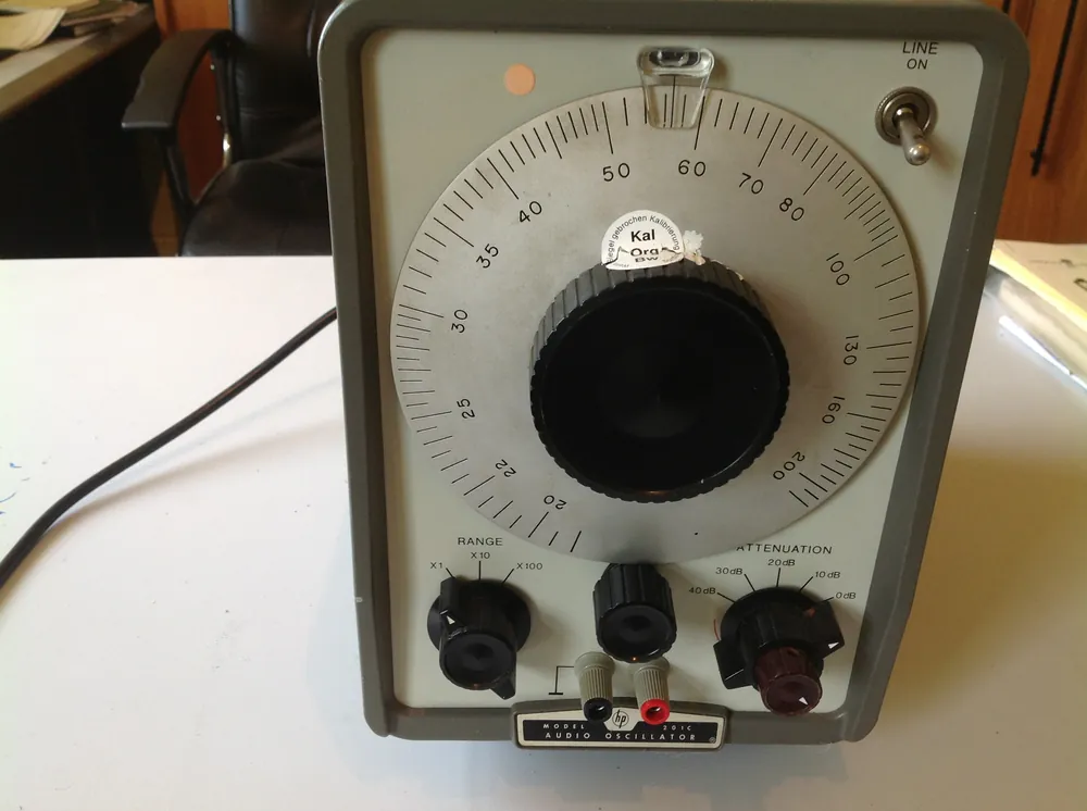 Hewlett Packard Audio Oszillator 201C Rabatt