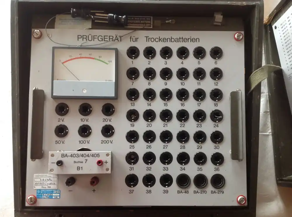 Günstig Batterie-Prüfgerät 0 - 200V