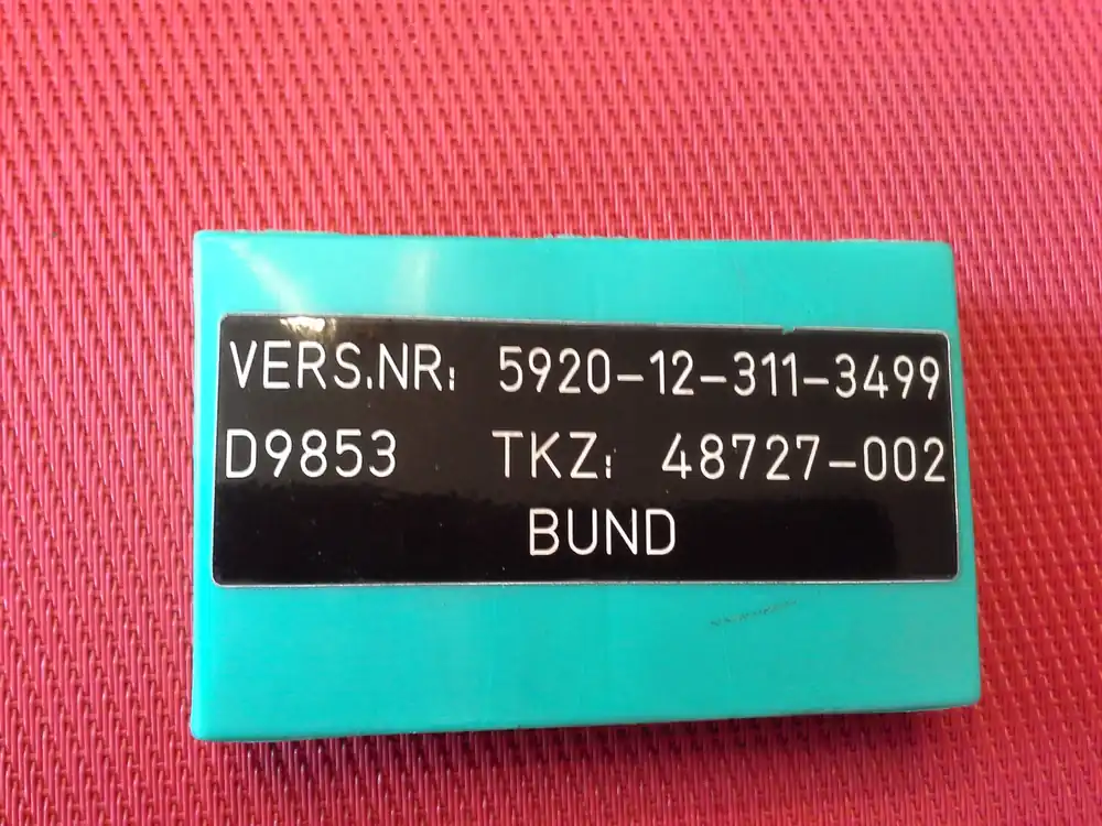 Behälter mit 5 Ersatzsicherungen Highlight