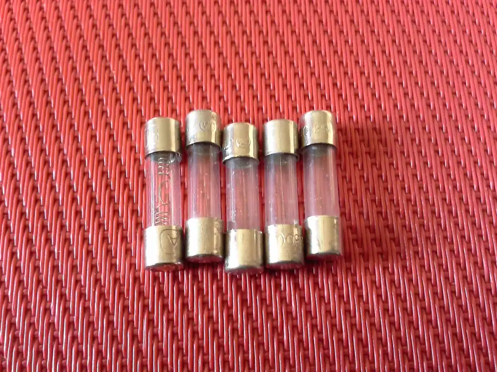 5 x Sicherung 0,2A - 250V - 20 mm Preis Gesenkt