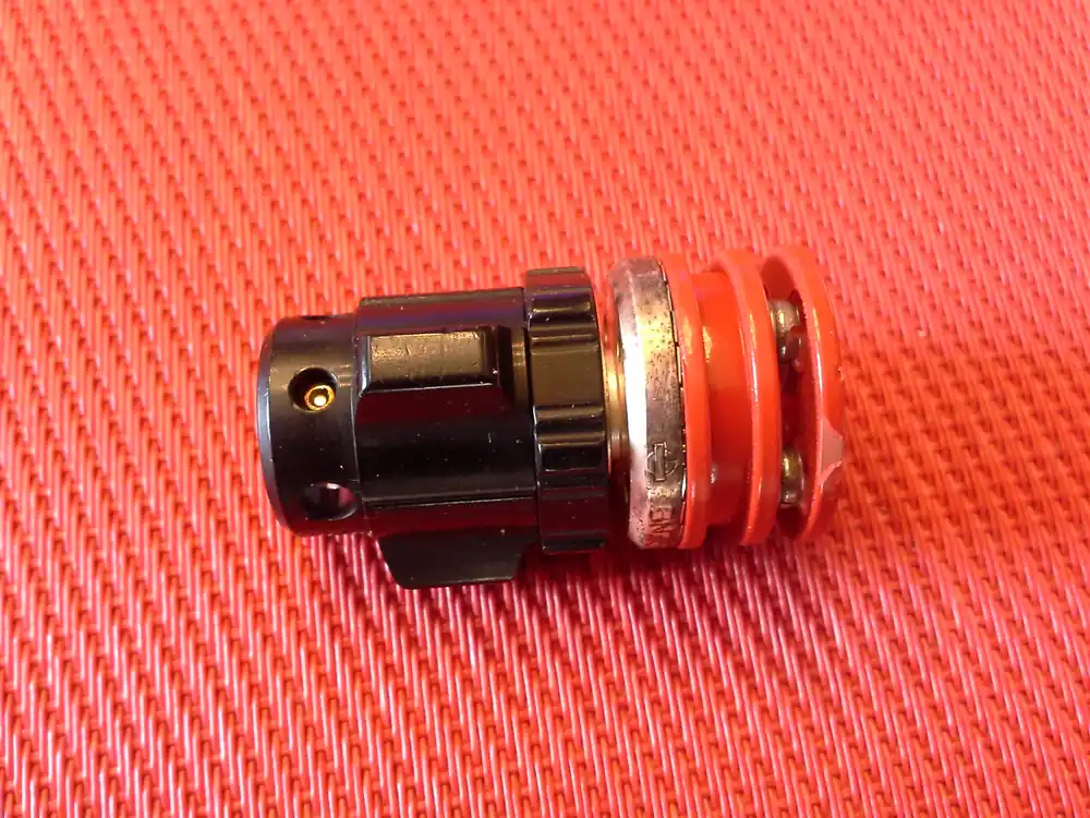 Spinner BN532046 - 5W - 50 Ω Dummy Load Termination Top-Angebot