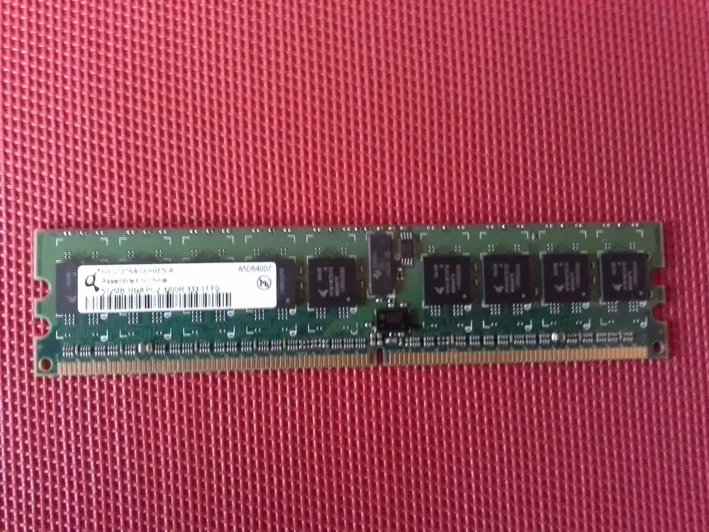 Super-Preis HYS72T64000HR-5-A 512 MB PC2-3200 400MHz