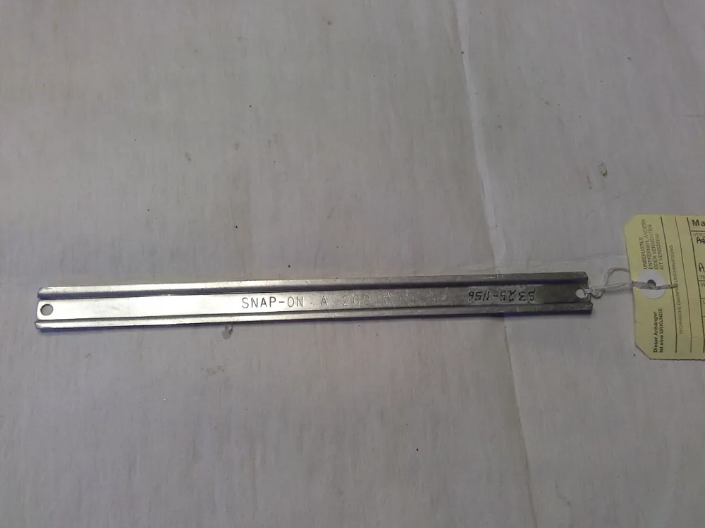 Snap-on Halter, Befestigung A269 Preiswert