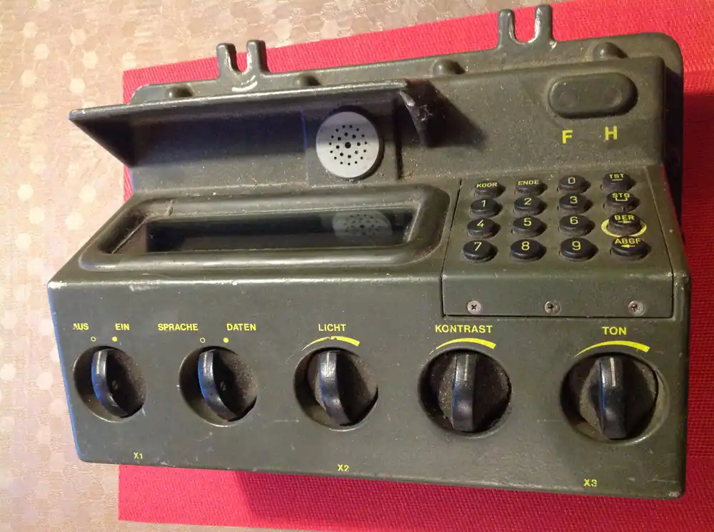 Sonderaktion Steuergerät-Datenendgerät für Panzerhaubitze M-109