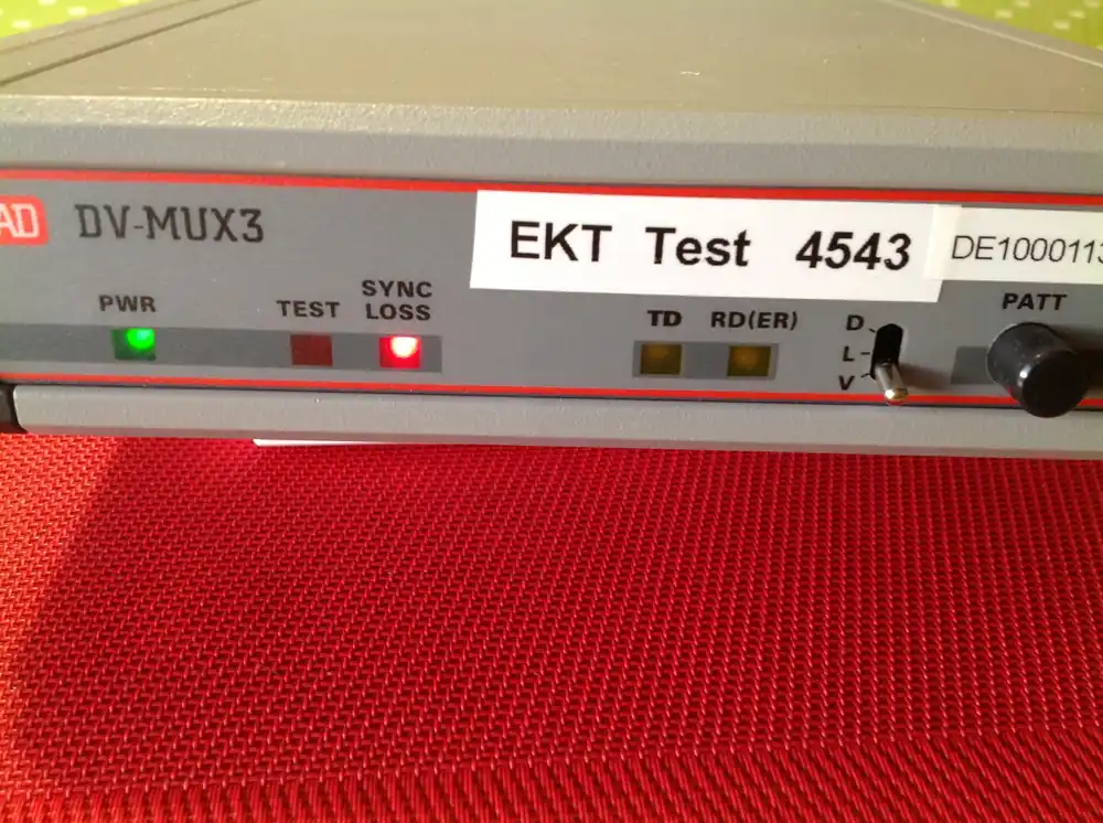 RAD DV-MUX3 Voice Multiplexer - Adaptive für Voice und Data Letzte Chance