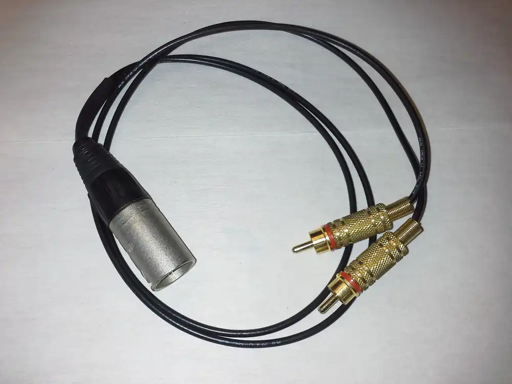 Expressversand 2 x Cinch Audio-Anschluß auf 3-Pol.Neutrik XLR-Stecker (M)