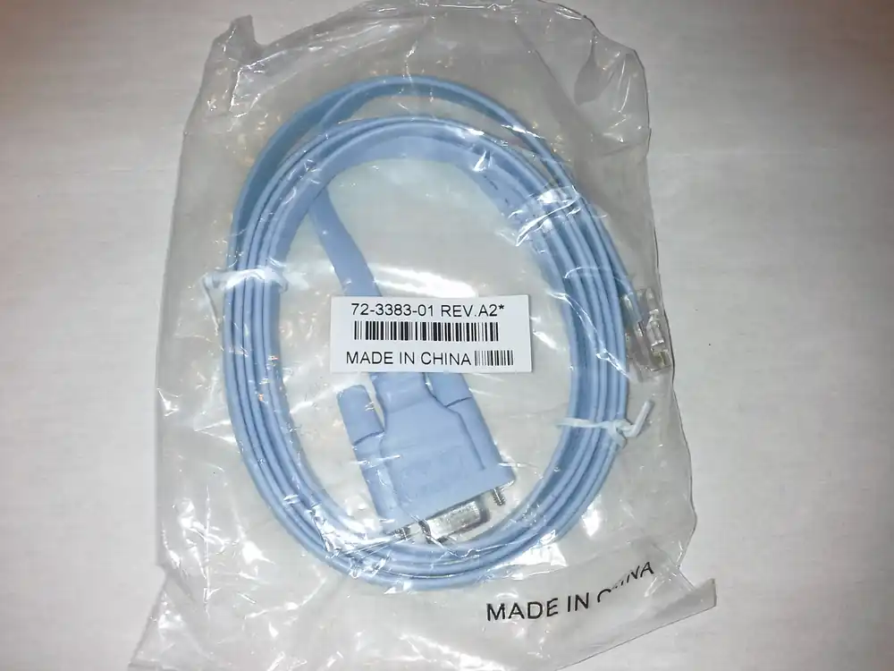 72-3383-01 Cisco Konsolenkabel RJ45 auf DB9 Neue Kollektion