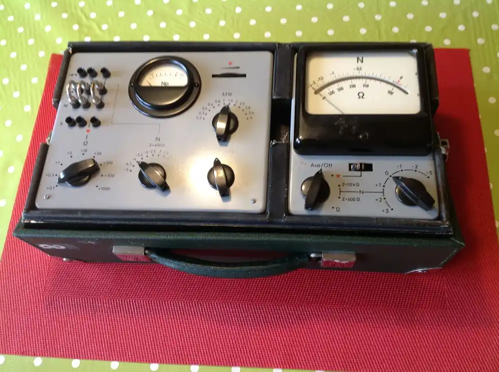 Siemens Messkoffer 0.2....4KHz Rel 3 K15 Direkt Vom Hersteller