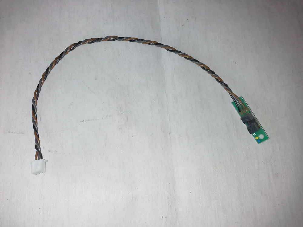 Garantierte Lieferung Kabel mit 3-Pol.-Anschluß und kleiner Platine