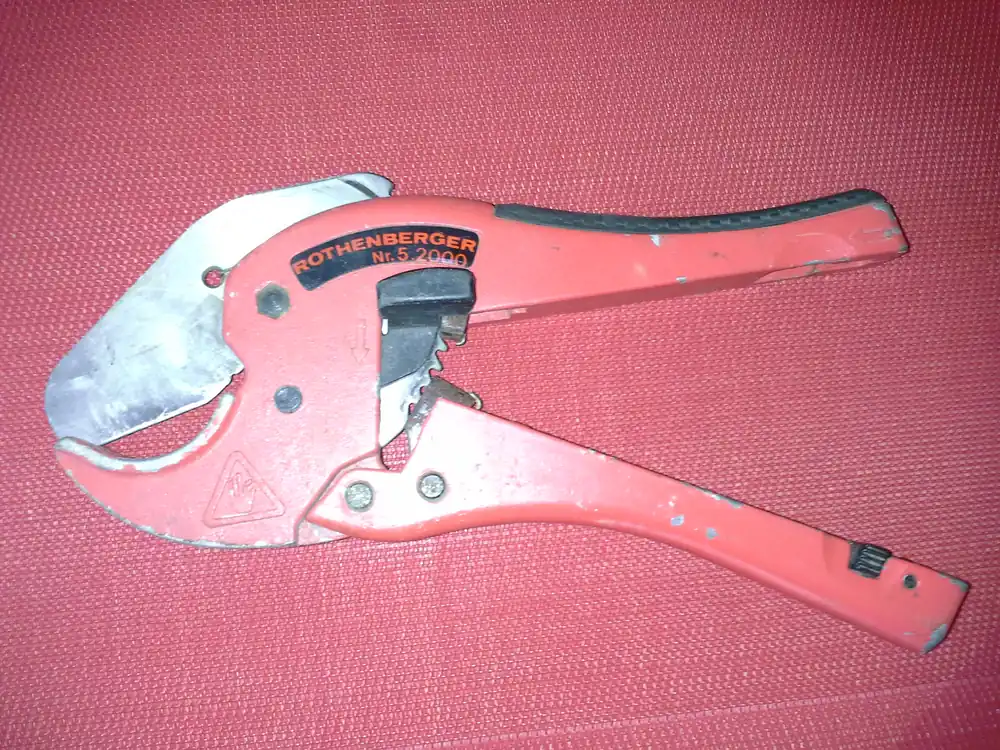 Rothenberger Kunststoffrohrschere ROCUT 0-42mm Rabatt