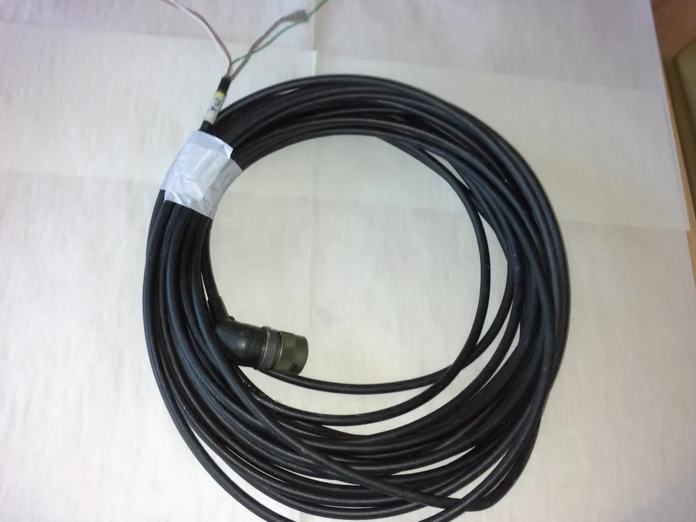 Knallerangebot Fernmeldekabel mit 1 x 19-Pol.- Stecker (M) Länge 12 m