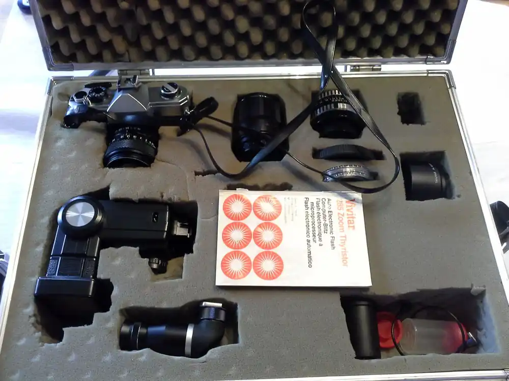 Fotokoffer mit Fujica ST 701 Kamera und Zubehör Saisonangebot