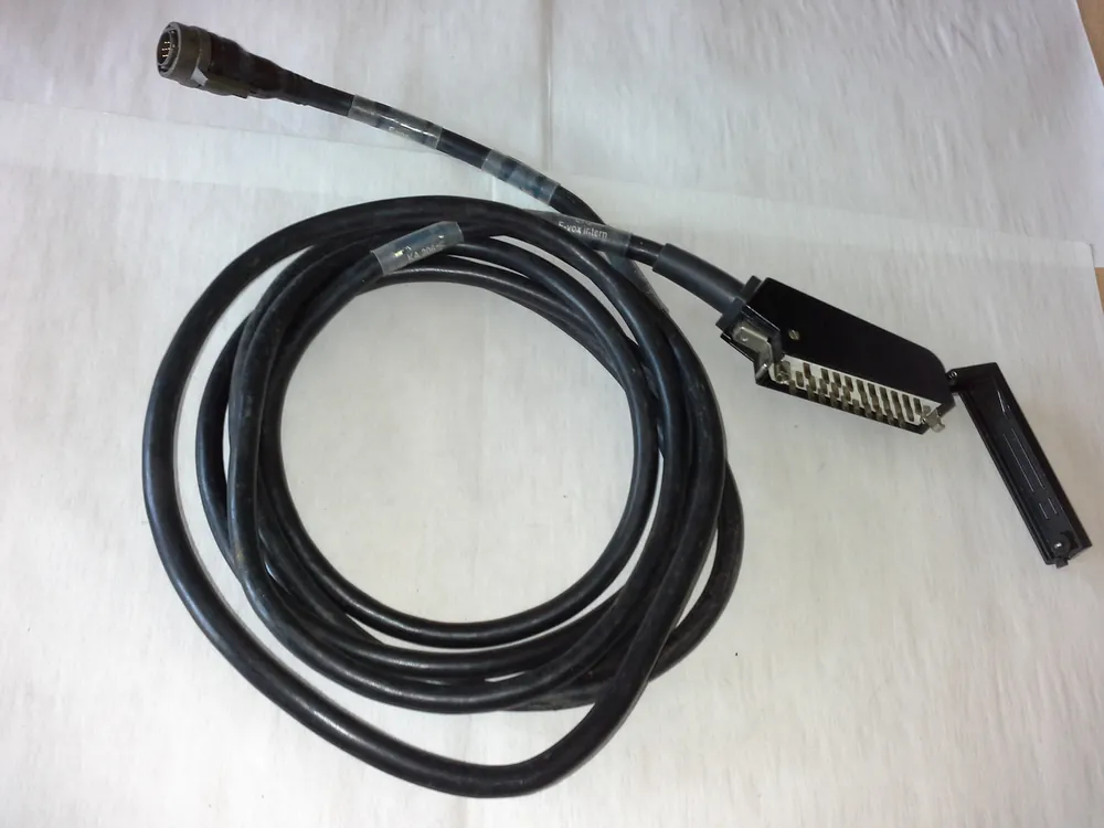 Markenprodukt Signalverteiler - Verbindungskabel Evox-BU106/206