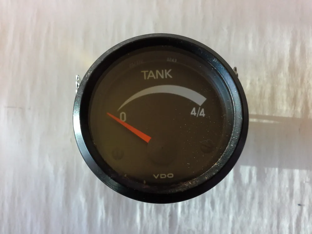 Letzte Chance Tankanzeige VDO 301 471/5/3 24V