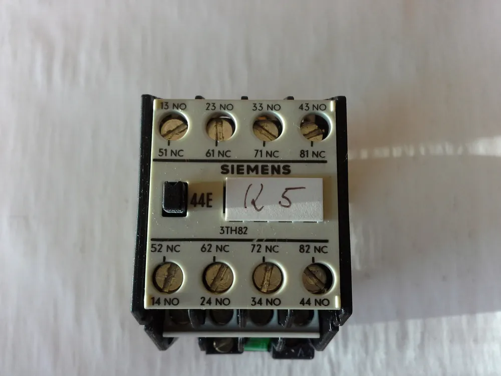 Spulenspannung Siemens 3TH82 44-6BB4 Sofort Bestellen
