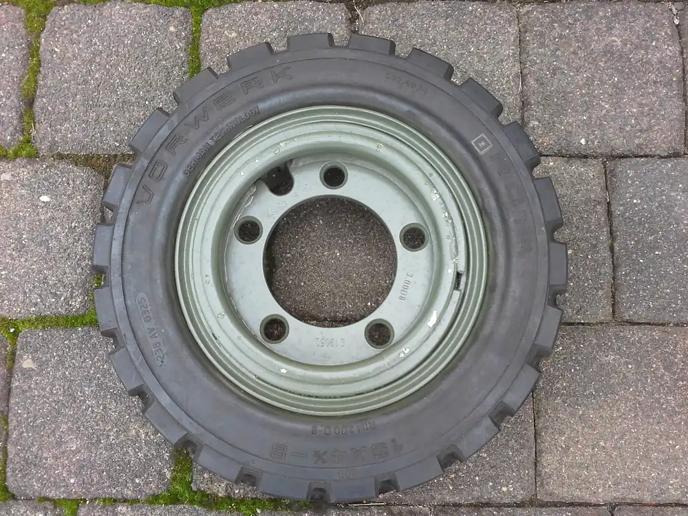 Vorwerk 532/487-1 Staplerreifen 15 x 4,5-8 mit Felge Preisknaller