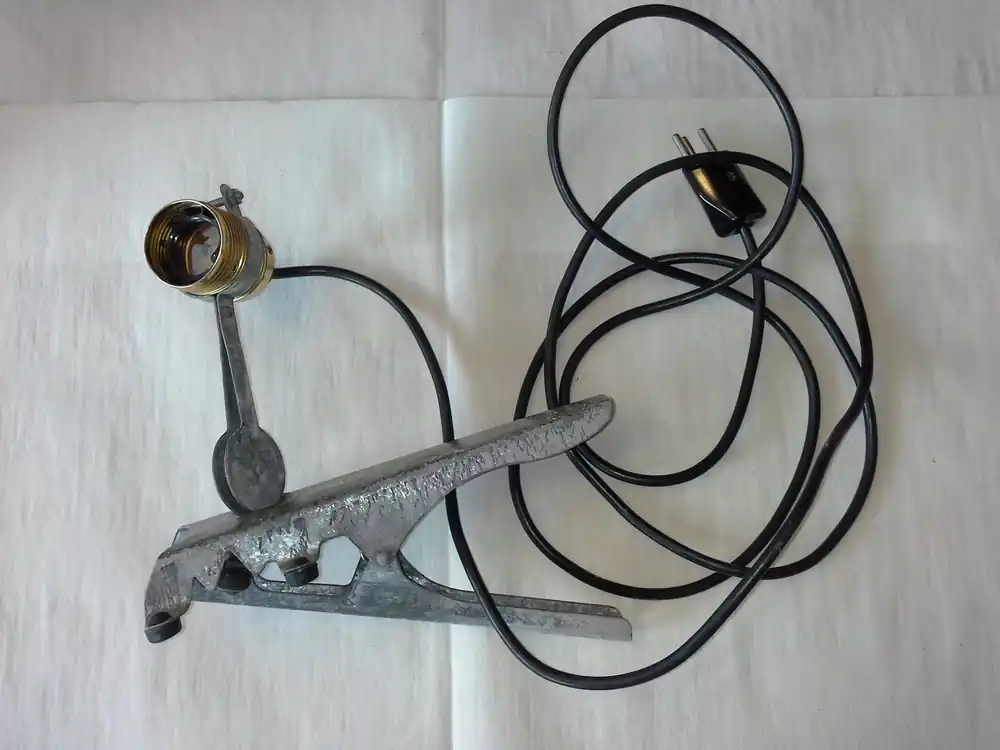 Geprüft Gator Grip Metall Lampenhalterung - 120 V