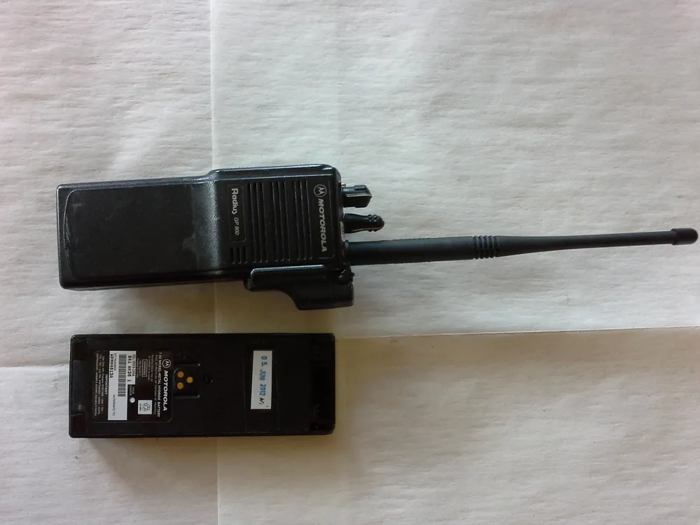 Motorola GP 900 Handsprechfunkgerät Sonderangebot