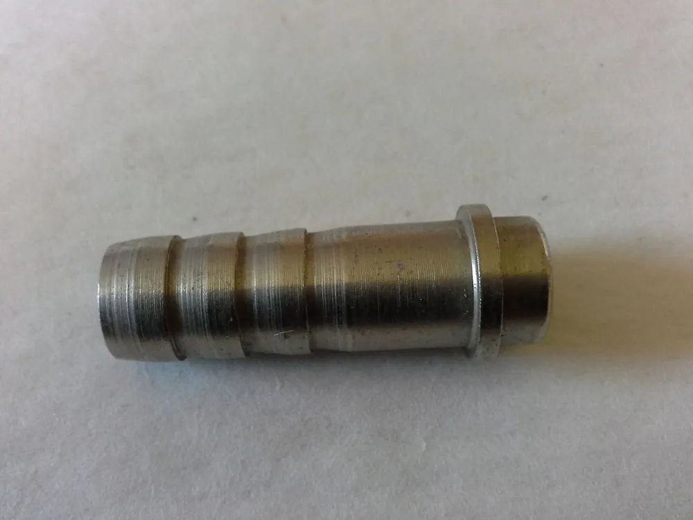 Neue Ware Einlötnippel S 12mm rund