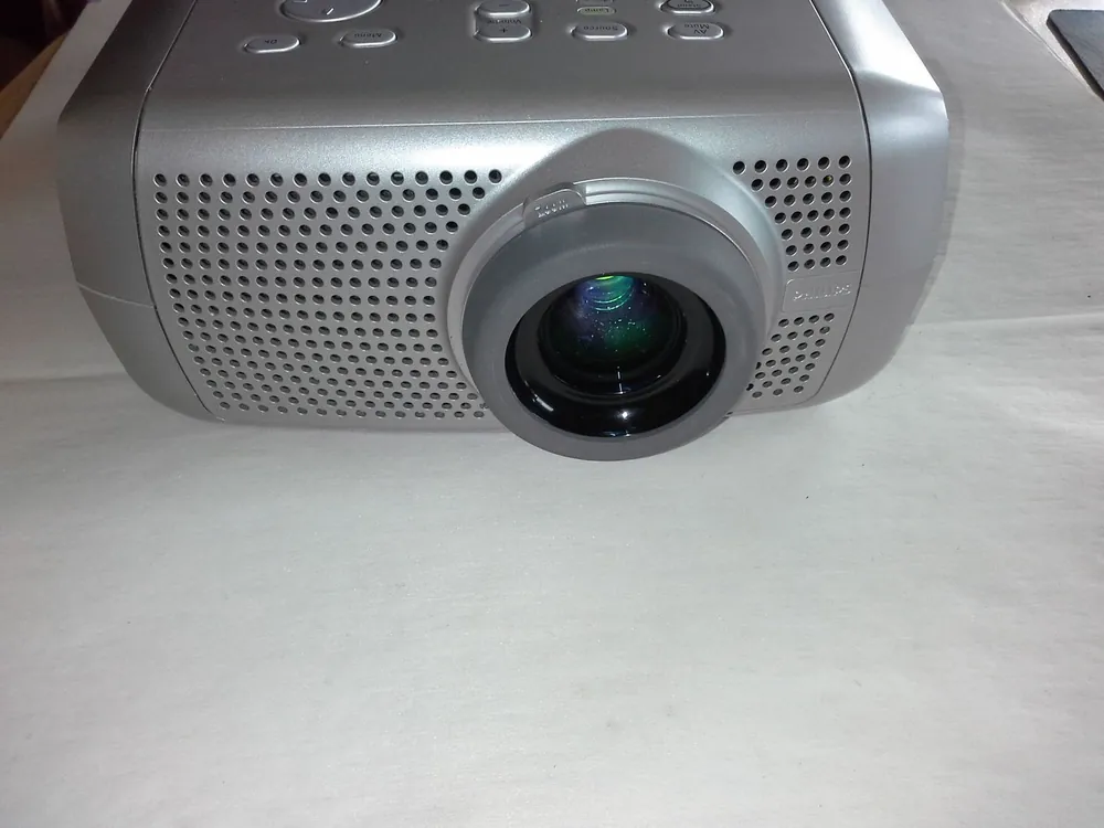 Neu Beamer Philips bSure XG2 Brilliance