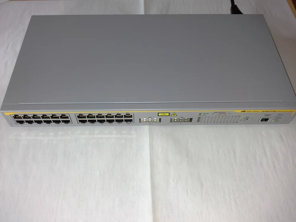 Allied Telesis AT-9424T/SP Gigabit Ethernet Switch Billig