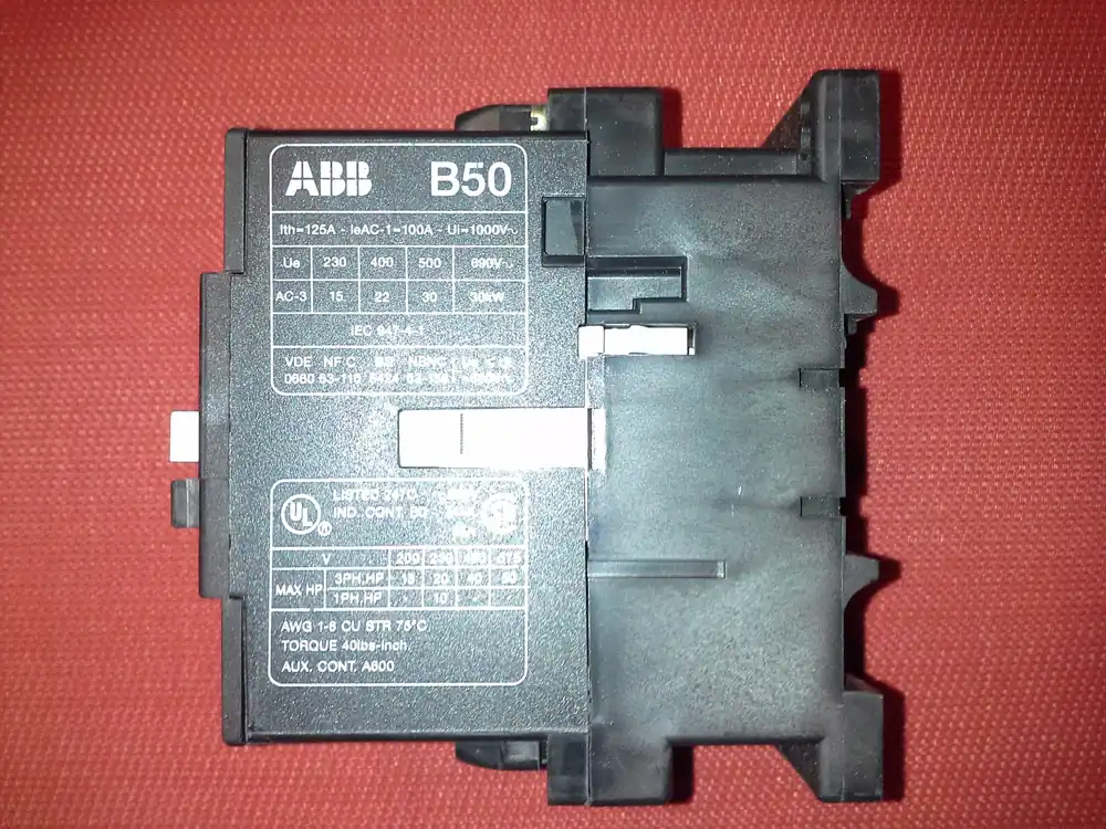 Heißes Angebot Schutzschalter 3-Polig ABB-B50C-1