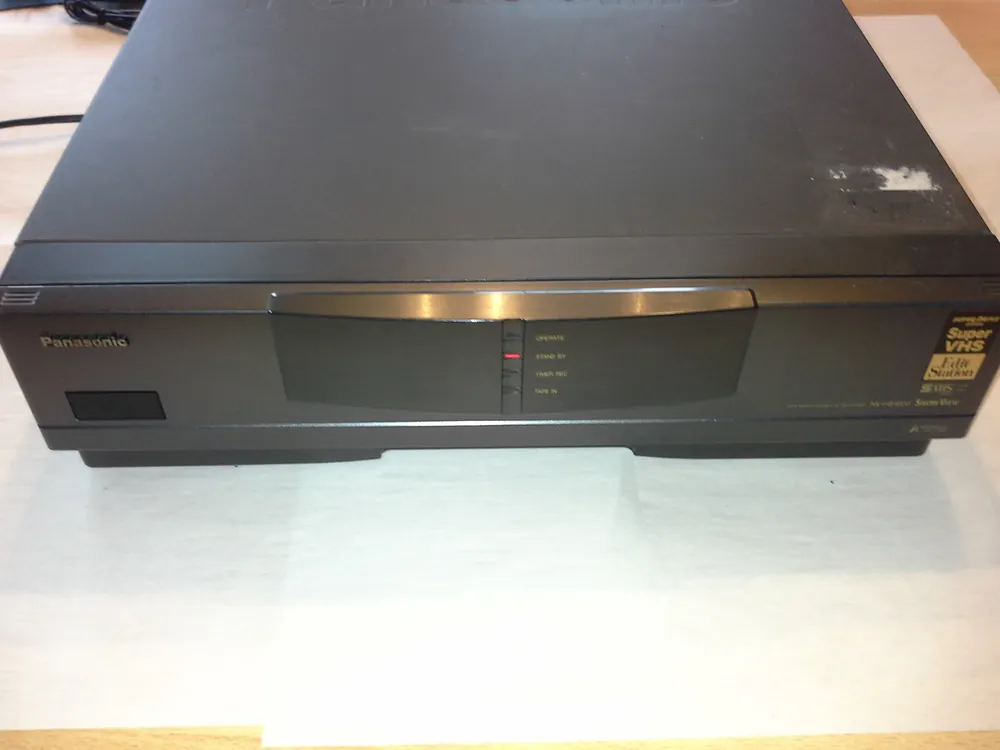 Super VHS Videorecorder Panasonic NV-HS1000EG Schneller Versand