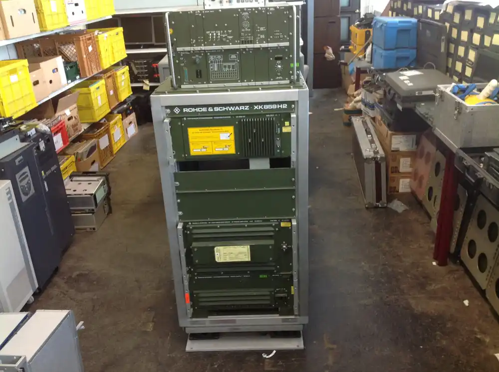 Neue Ware Rohde & Schwarz Sender/Empfangsanlage XK 859 H2