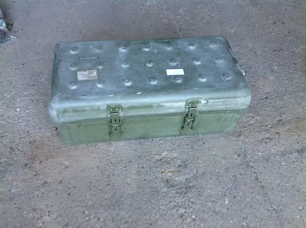 Bundeswehr GFK-Kiste 80 x 40 x 30 cm Markenprodukt
