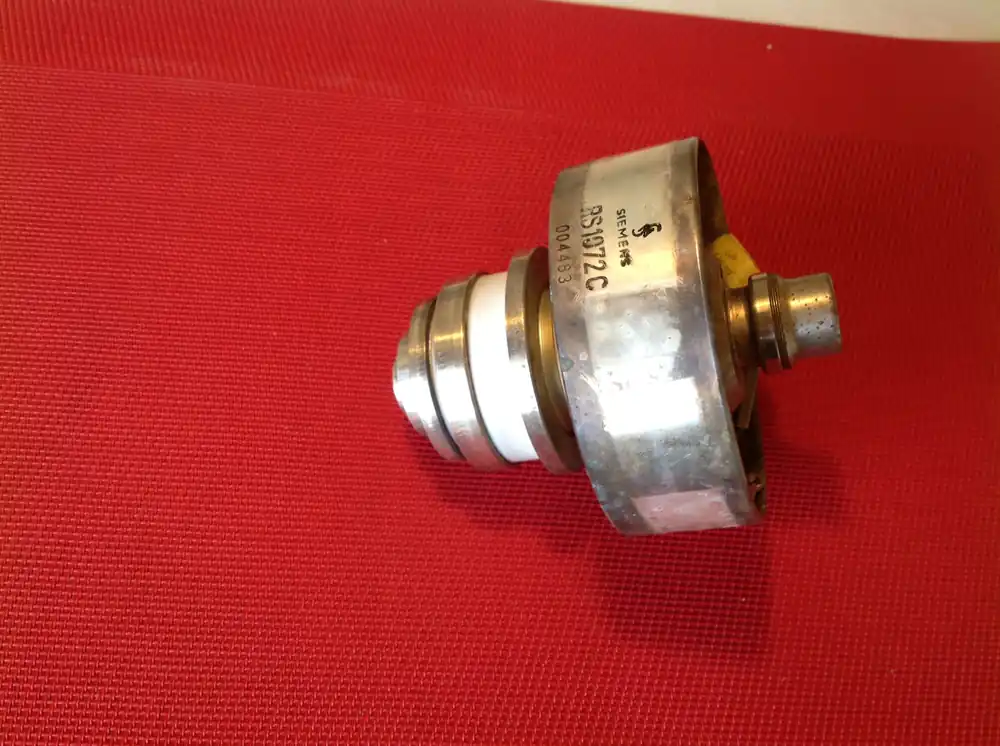 Top-Seller Elektronenröhre, Senderöhre, Power Tube Siemens RS 1072 C