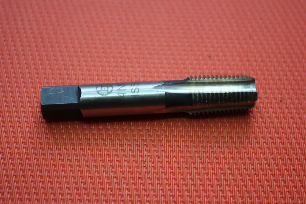 Solange Der Vorrat Reicht Gewindebohrer 1/4" NPT HSS/SS