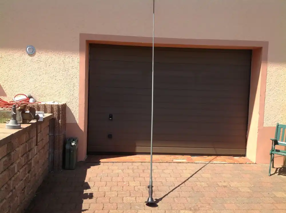 2 tlg. Antenne Comrod mit Antennenfuß Sonderaktion