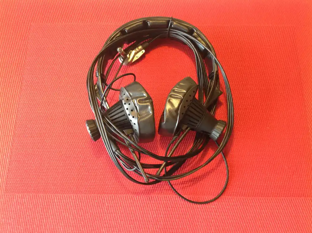 Kopfhörer Sennheiser Typ HD 414, mit Stereo-Klinkenstecker abgewinkelt Garantierte Lieferung