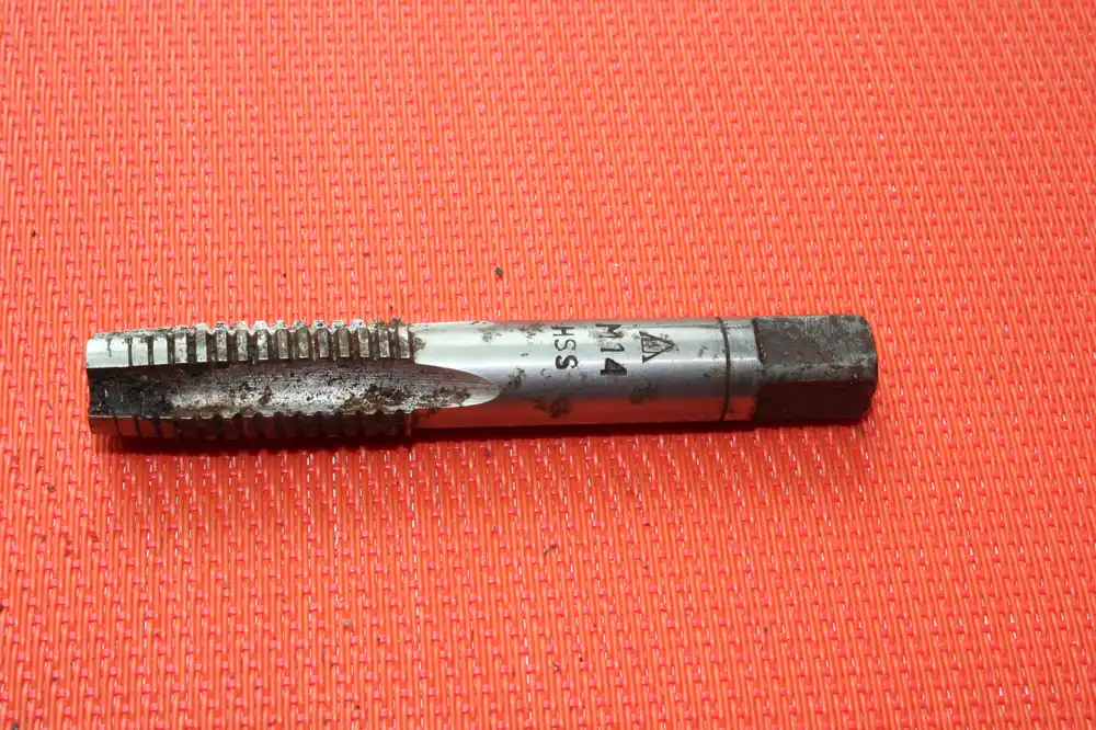 Gewindebohrer M14 HSS Begrenztes Angebot